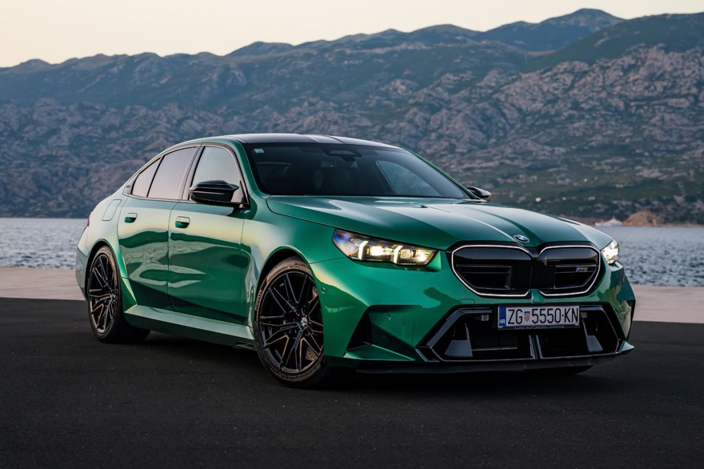 BMW M5 G90