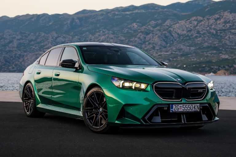 BMW M5 G90