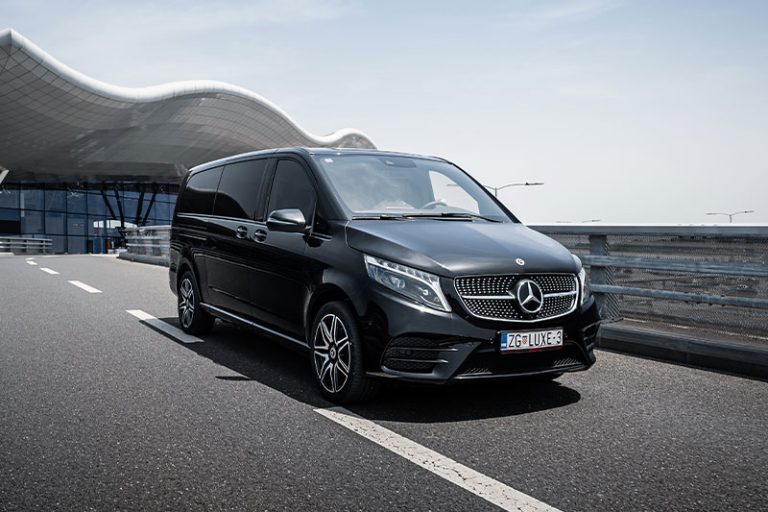 Mercedes-Benz V-Class 300d 4Matic AMG Extra Long